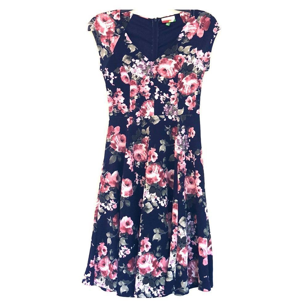 ModCloth Fervour Floral Swing Dress Size Medium